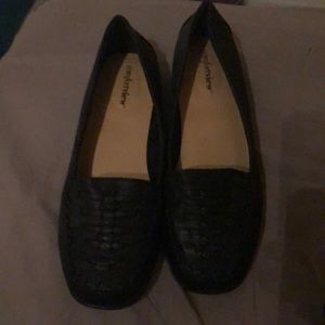Women’s size 12 wide flats